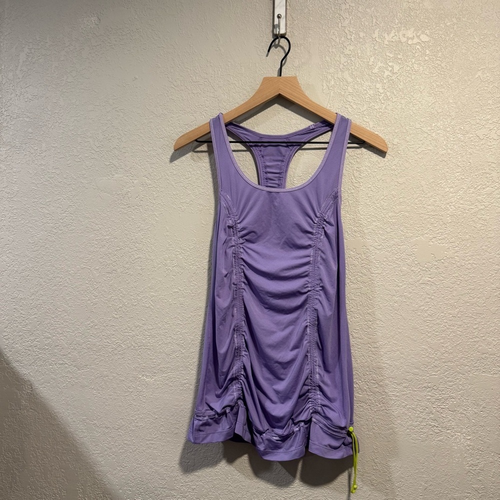 Lululemon Mind Over Matter Tank Size 6 EUC